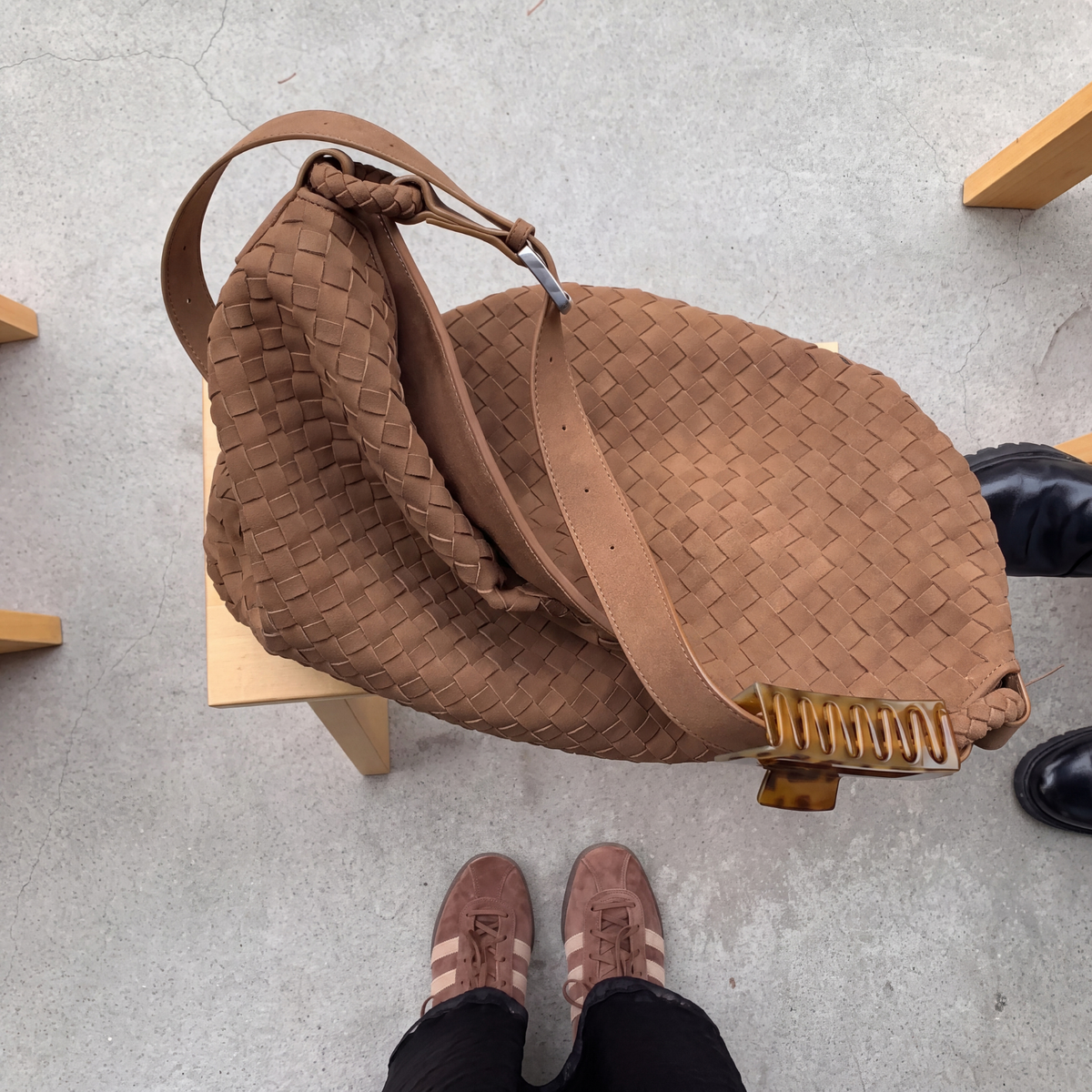Τσάντα Tote Capri από σουέτ