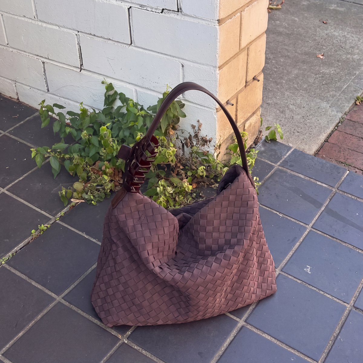 Τσάντα Tote Brielle από σουέτ