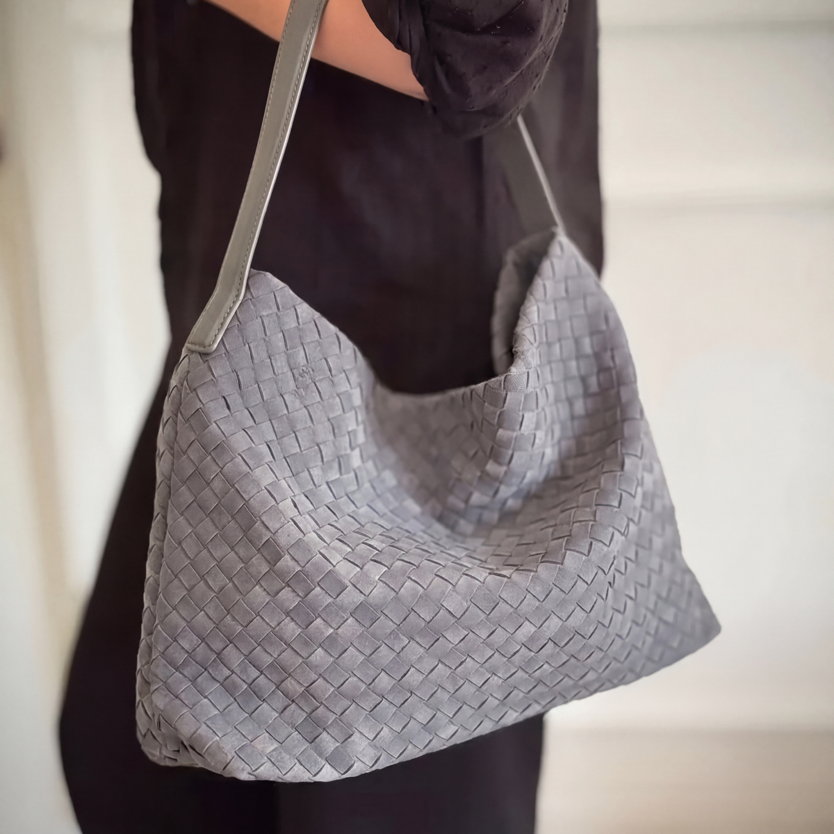 Τσάντα Tote Brielle από σουέτ